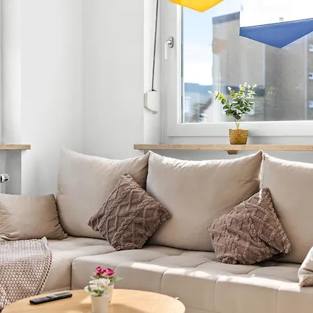 Goltan In - Zentral, Wifi, Parkplatz *